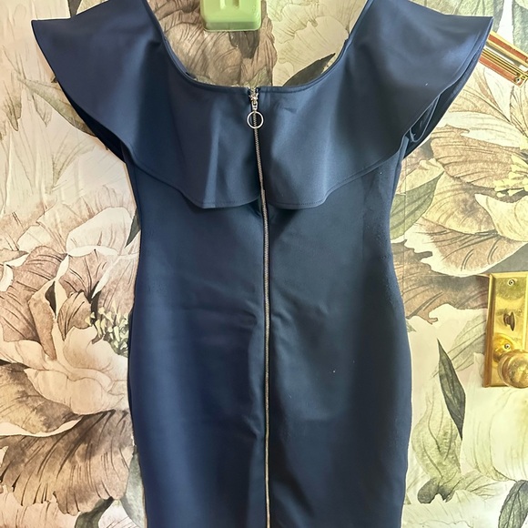 Guess Navy Blue Off-Shoulder Ruffled Dress EUC - Picture 3 of 6
